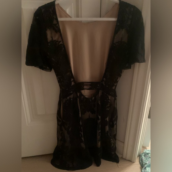 For love and the lemon dress xs - Picture 2 of 3